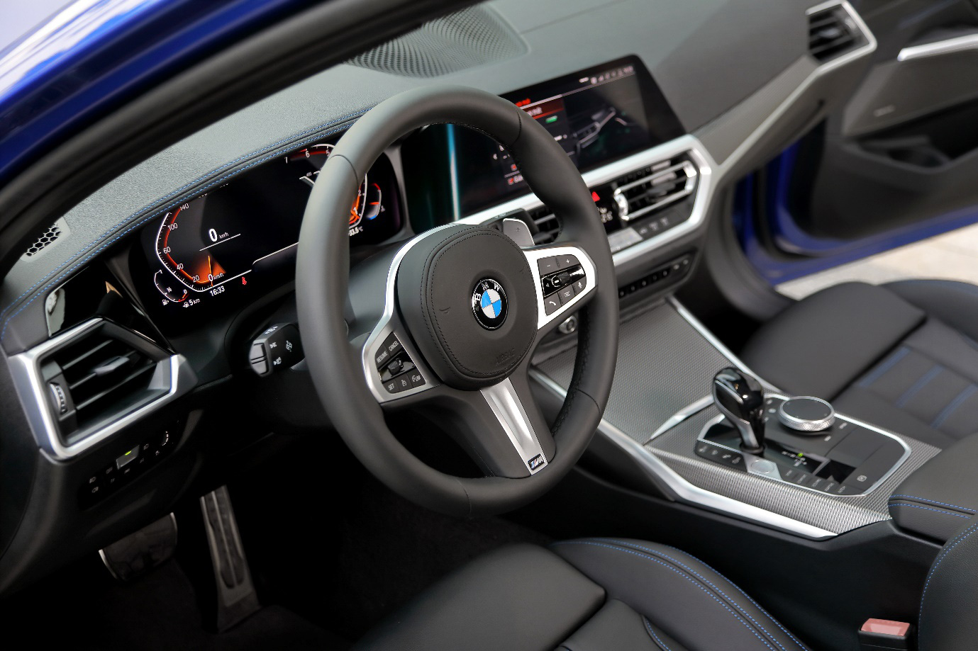 Nội thất BMW 3 Series